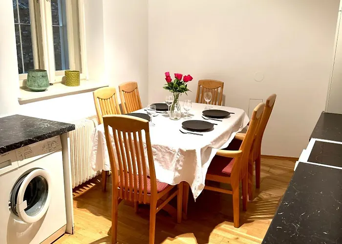 Comfy 93 Sqm Apartment Wien