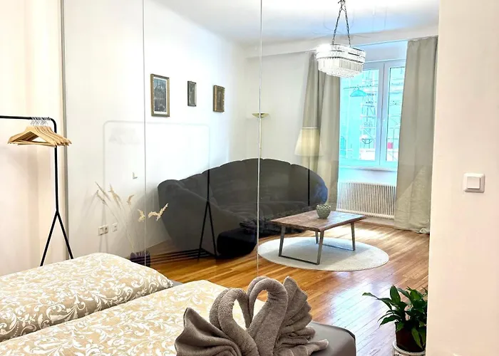 Comfy 93 Sqm Apartment Wien